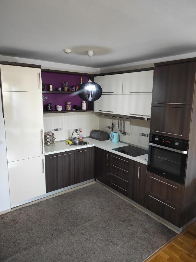 Apartment Bella Casa Free Parking ซาราเยโว ภายนอก รูปภาพ